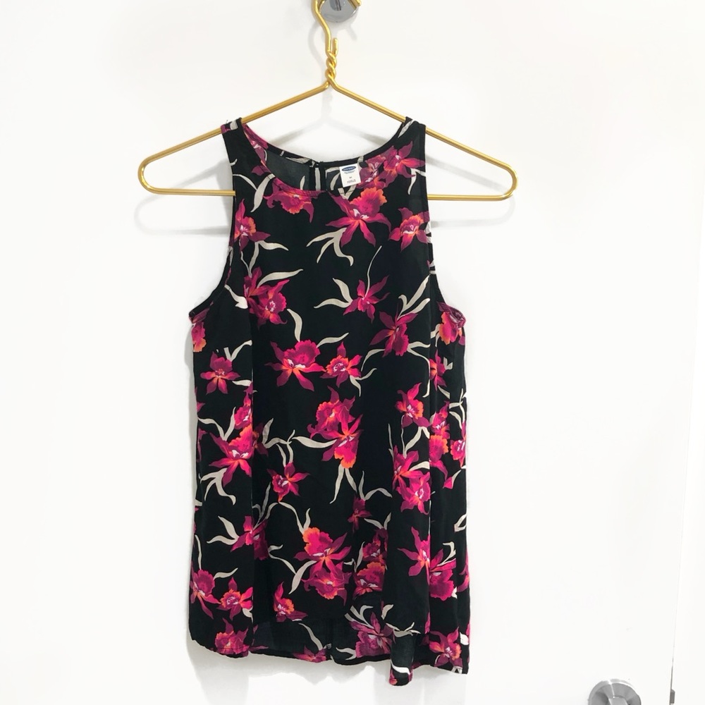 Old Navy Hot Pink & Black Floral Print Tank Top!